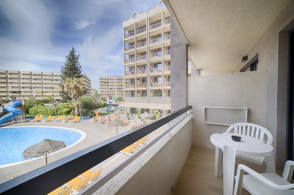 Habitación Cuádruple del hotel Ohtels Belvedere. Foto 3