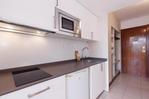 Estudio Superior del hotel Rentalmar Salou Pacific. Foto 4