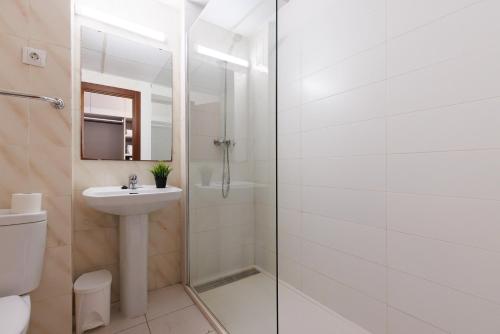 Estudio Superior del hotel Rentalmar Salou Pacific. Foto 7