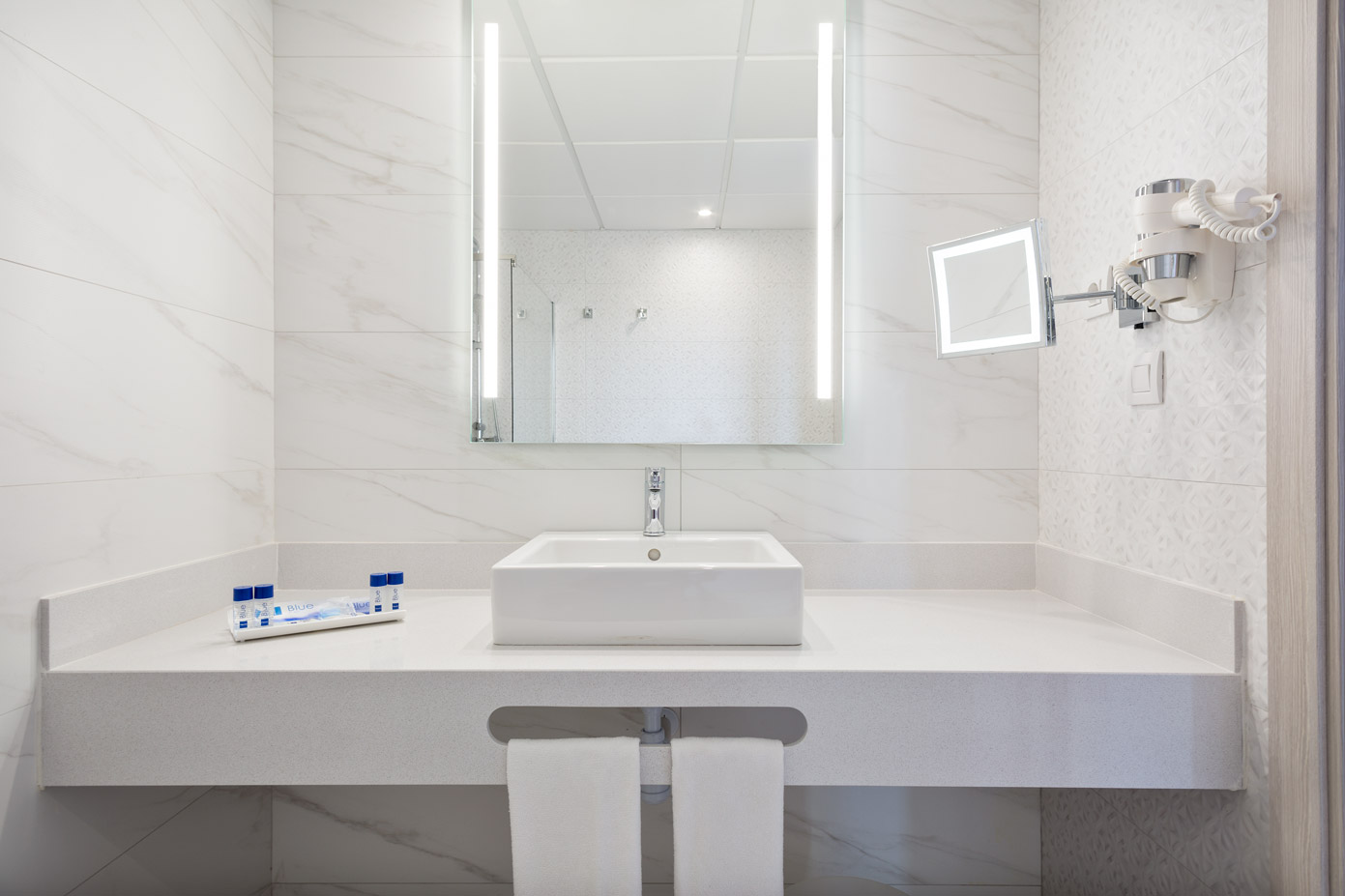 Habitación doble del hotel Best Negresco. Foto 3