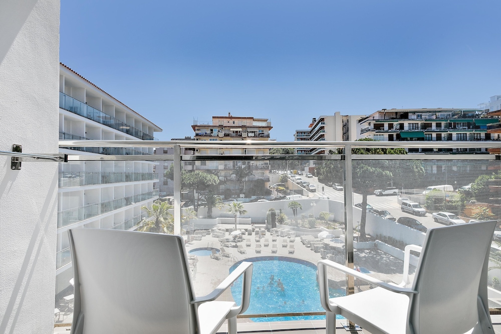 Habitación doble Balcón o Terraza Con Vistas 2 Camas dobles Normal del hotel Best San Diego. Foto 5