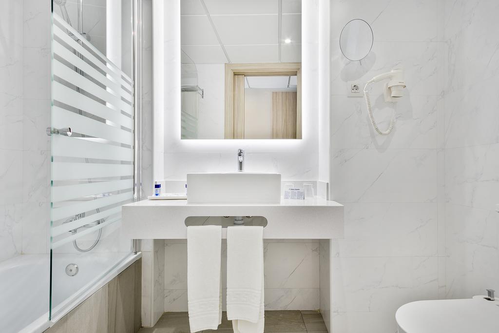 Habitación doble del hotel Best San Diego. Foto 1