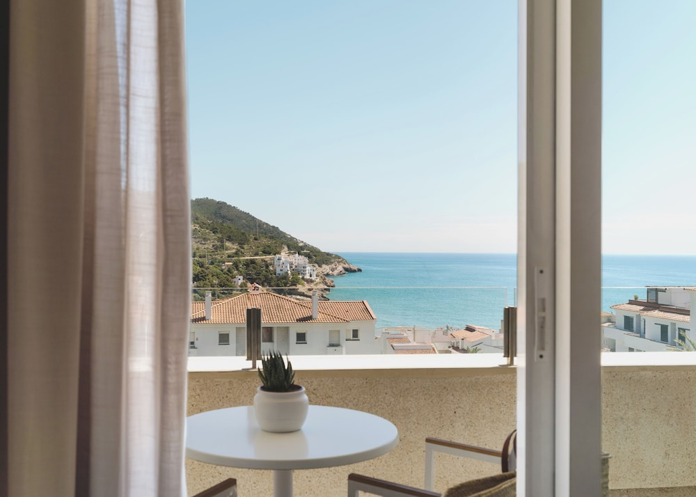 Meliá Room Vista Mar del hotel Melia Sitges. Foto 1