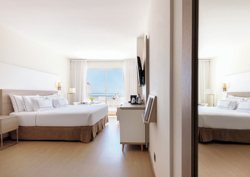 Premium Room Vista Mar del hotel Melia Sitges. Foto 10