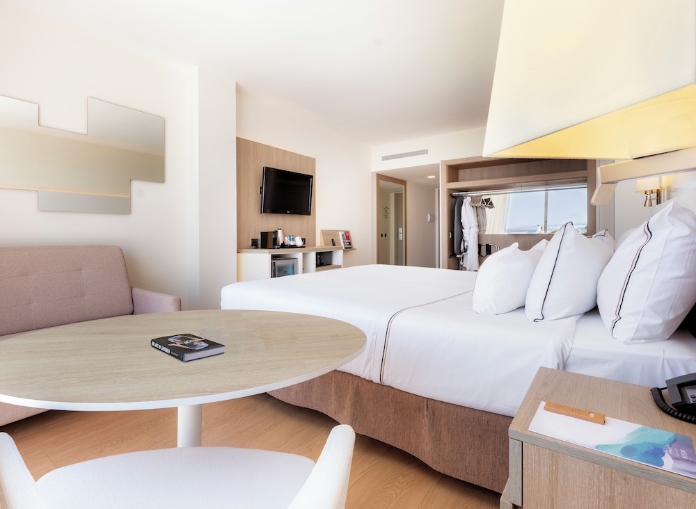 Premium Room Vista Mar del hotel Melia Sitges. Foto 11