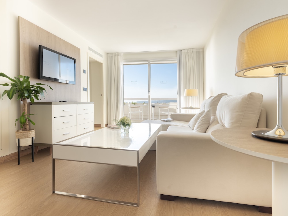 Family Junior Suite Vista Mar del hotel Melia Sitges. Foto 2