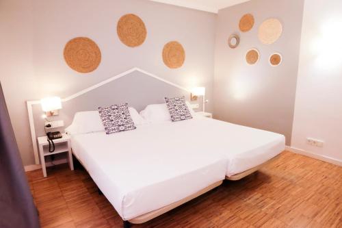 Habitación Doble Estándar - 1 o 2 camas del hotel Subur. Foto 8