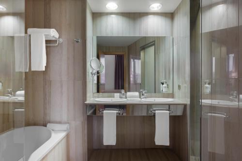 Habitación Familiar del hotel Sb Ciutat Tarragona. Foto 5