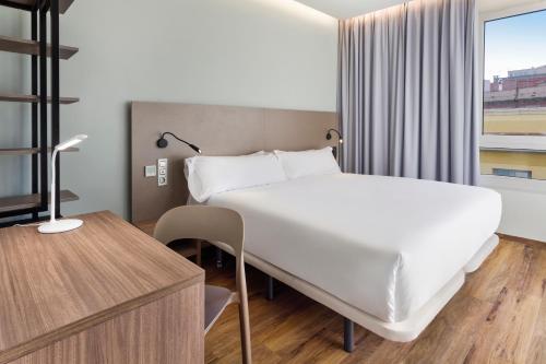 Habitación Doble del hotel B&B Tarragona Centro Urbis. Foto 4