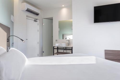 Habitación Doble del hotel B&B Tarragona Centro Urbis. Foto 6