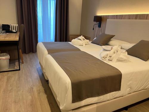 Habitación Doble Premium del hotel Ele Acueducto. Foto 14