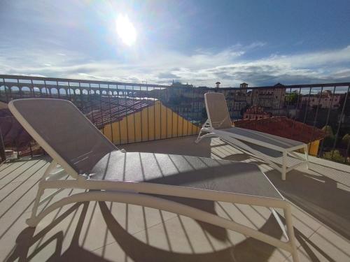 Habitación Superior - 1 cama grande del hotel Ele Acueducto