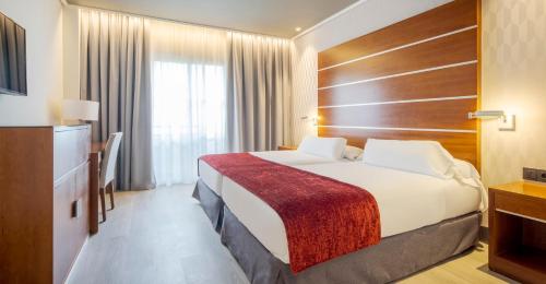 Habitación Doble Premium del hotel Ilunion Alcora Sevilla