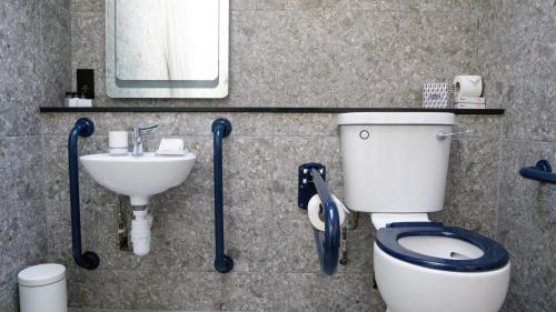 Accessible Room Double or Twin del hotel The Pillar. Foto 1