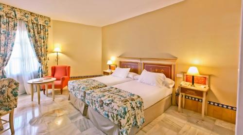 Habitación Doble Estándar - 2 camas del hotel Alcázar De La Reina. Foto 3