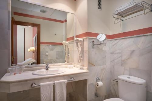 Habitación Doble del hotel Murillo. Foto 5