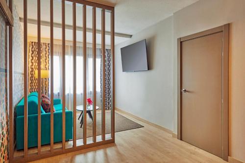 Suite del hotel Hesperia Sevilla. Foto 2