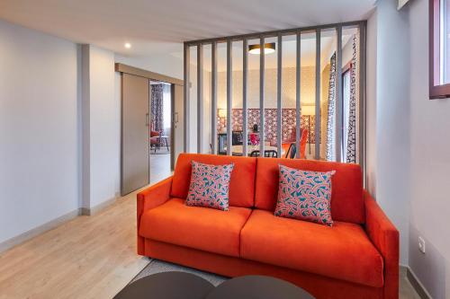 Suite con terraza del hotel Hesperia Sevilla. Foto 2