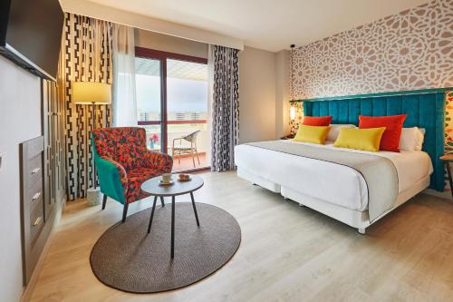 Suite Grand Triple del hotel Hesperia Sevilla