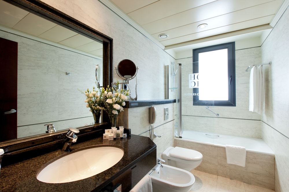 Habitación estándar del hotel Sevilla Center. Foto 5