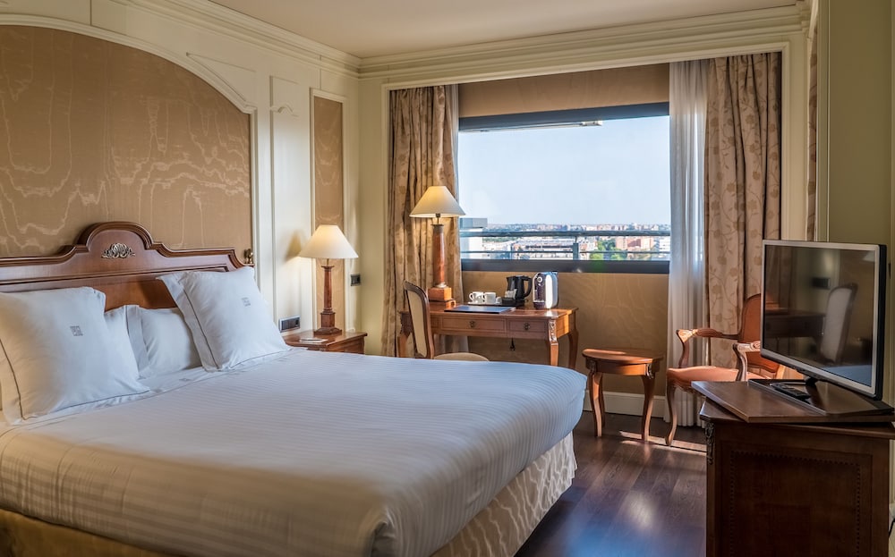 Habitación Premier (Giralda view) del hotel Sevilla Center