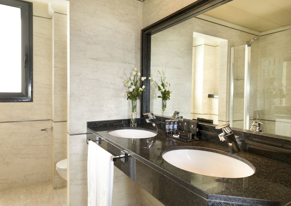 Suite junior del hotel Sevilla Center. Foto 4