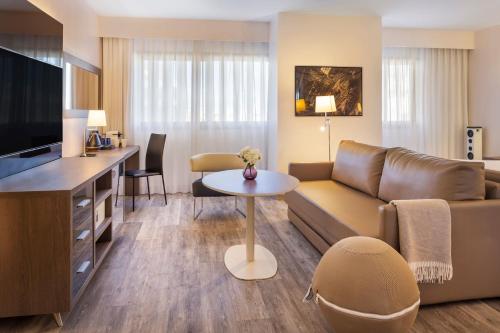 Suite Junior Familiar del hotel Melia Lebreros