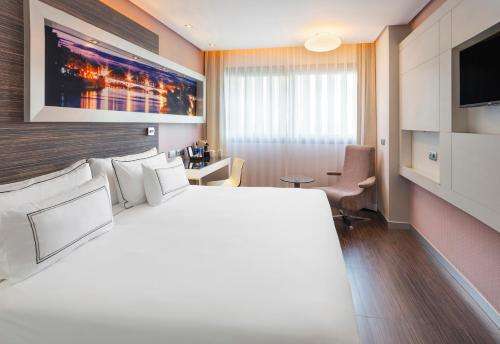 Habitación Premium del hotel Melia Lebreros. Foto 4