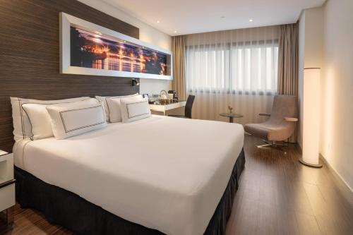 Habitación Premium del hotel Melia Lebreros. Foto 8