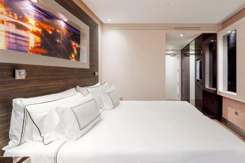 Habitación Premium del hotel Melia Lebreros. Foto 21