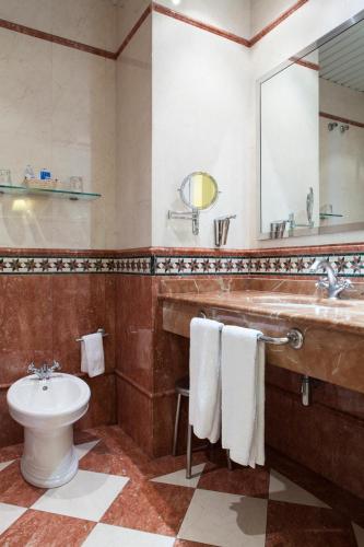 Habitación Doble - 1 o 2 camas del hotel Cervantes. Foto 9