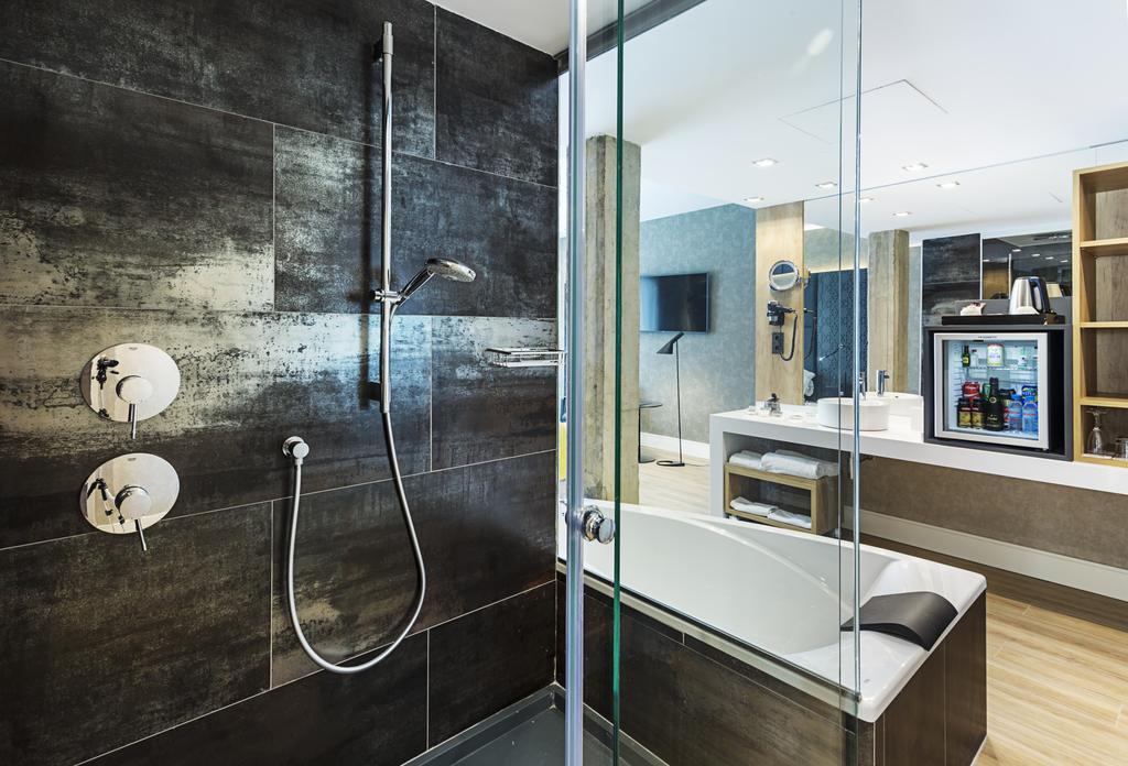 Habitación doble Superior del hotel Catalonia Giralda. Foto 3