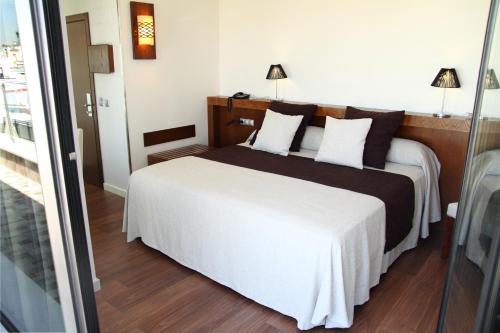 Habitación Doble Premium con balcón del hotel Don Paco