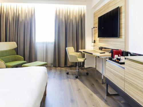 Habitación Doble Deluxe del hotel Novotel Sevilla