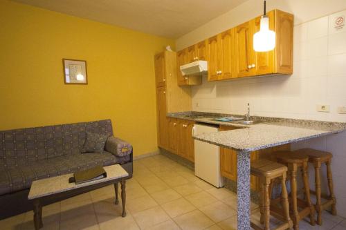 Apartamento básico con vistas al patio del hotel La Fuente. Foto 3