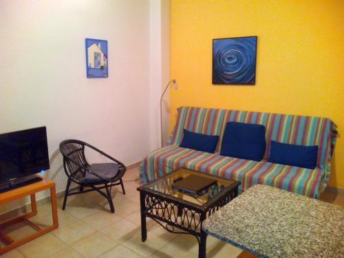 Apartamento básico con vistas al patio del hotel La Fuente. Foto 7