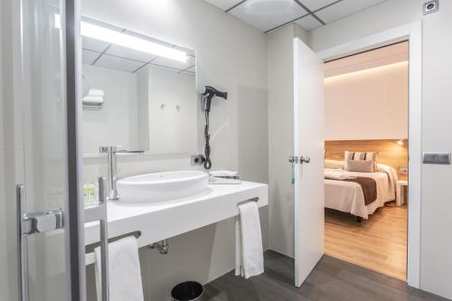 Suite Junior del hotel Monte Carmelo. Foto 12