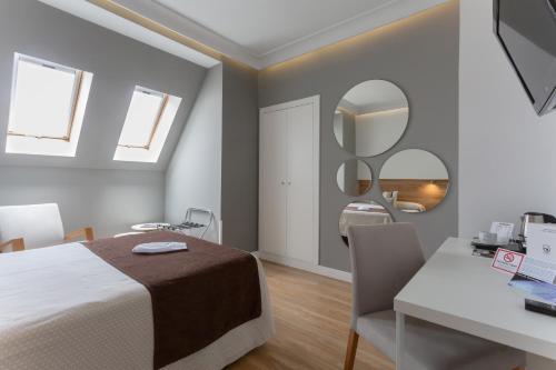 Habitación Individual del hotel Monte Carmelo. Foto 7