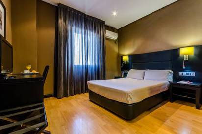 Habitación doble del hotel Virgen De Los Reyes