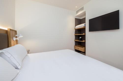 Suite Junior del hotel Virgen De Los Reyes. Foto 2