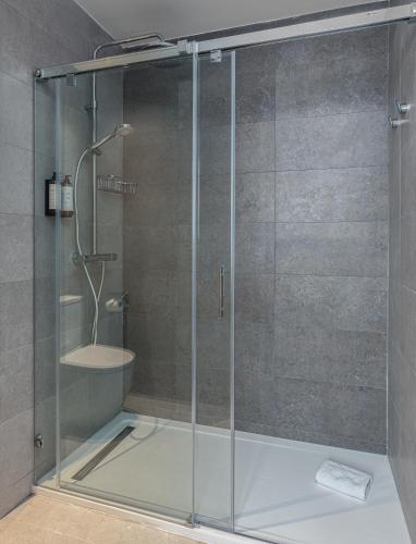 Suite Junior del hotel Virgen De Los Reyes. Foto 3