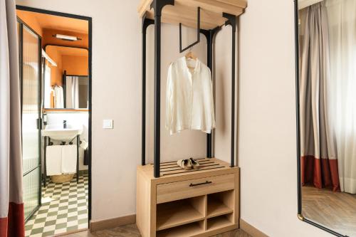 Habitación Doble Confort del hotel The Honest Sevilla. Foto 3