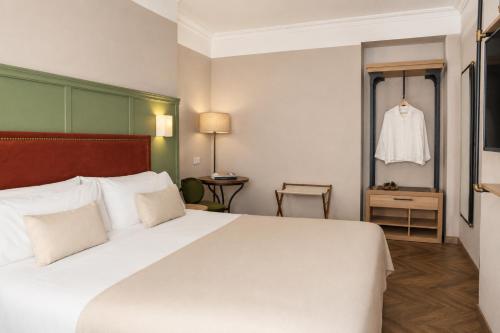 Habitación Doble Deluxe - 1 o 2 camas del hotel The Honest Sevilla