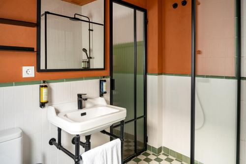 Habitación Doble del hotel The Honest Sevilla. Foto 1