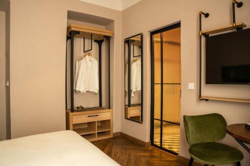 Habitación Doble Superior del hotel The Honest Sevilla. Foto 3