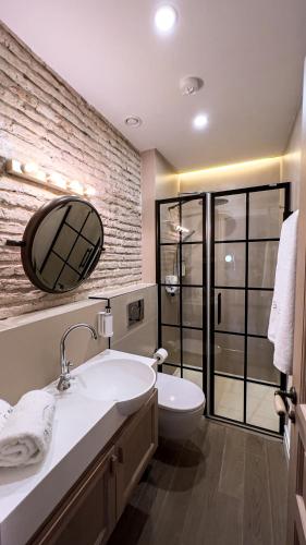 Apartamento con terraza del hotel The Honest Sevilla. Foto 9