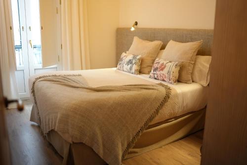 Apartamento Deluxe del hotel The Honest Sevilla. Foto 2