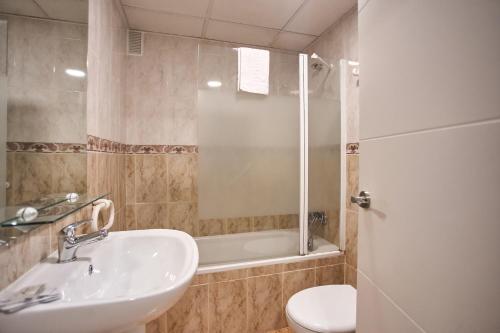 Habitación Doble - 2 camas del hotel Resitur. Foto 4