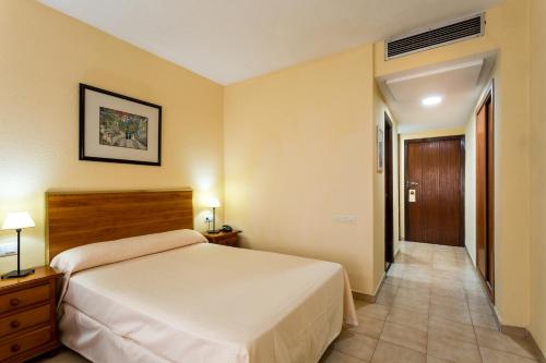 Habitación Doble del hotel Resitur. Foto 5
