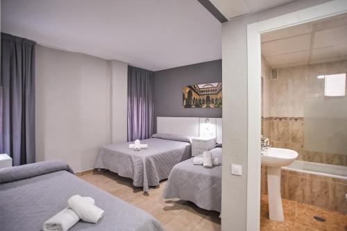 Habitación Familiar del hotel Resitur. Foto 10
